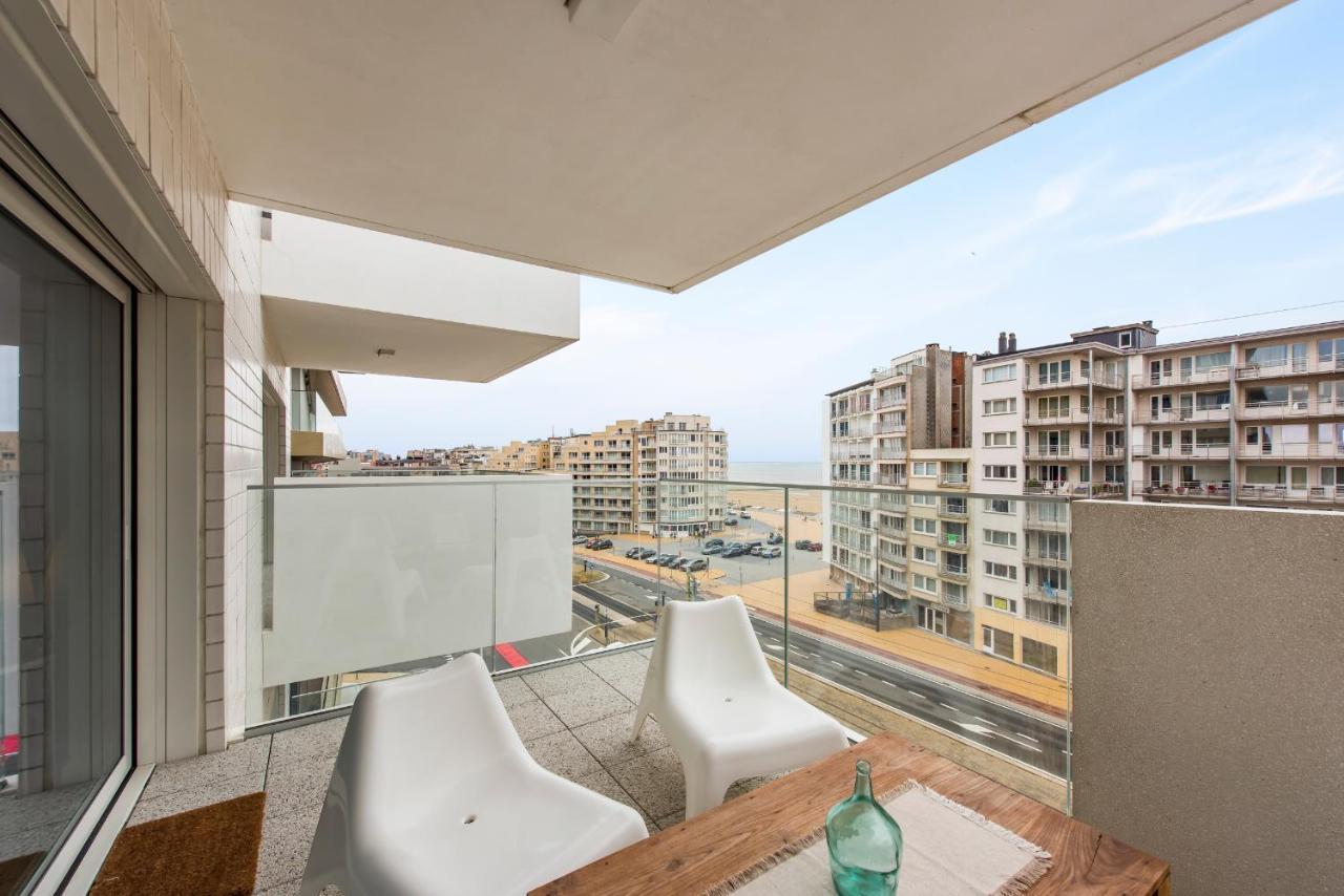 Modern Apartment With Terrace Near The Beach オステンド エクステリア 写真